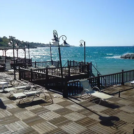 Hotel Sunport Krini