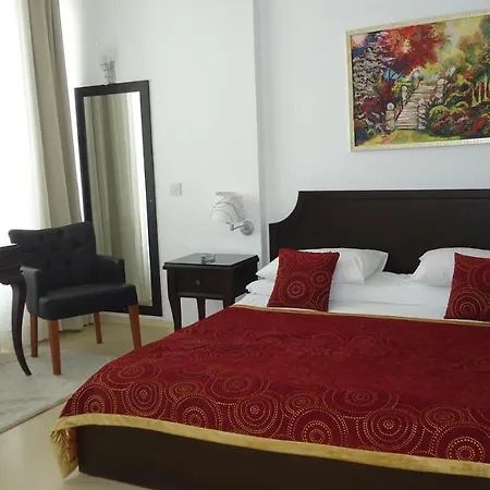 Ada Hotel Krini