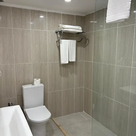 Hotel Sunport Krini